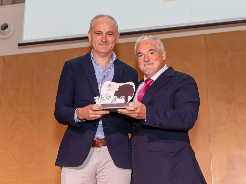 Eduardo Sevillano recoge el ‘Premio al proyecto ganadero de presente y futuro’
